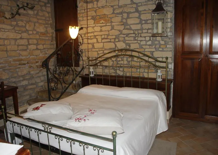 La Valle Del Sole * SantʼIppolito